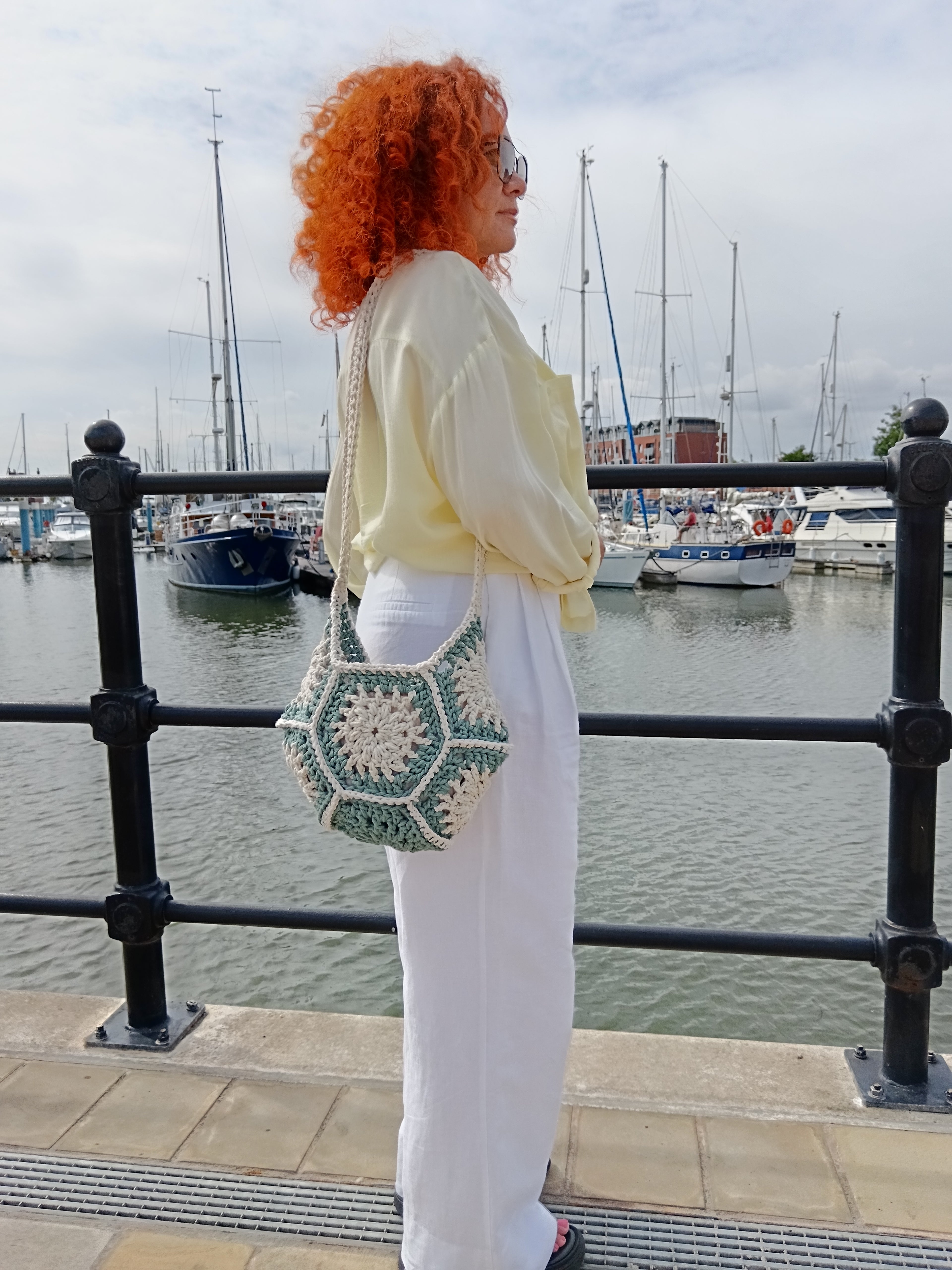 Handmade Crochet Shoulder Bag – Starburst Hexagon & Pentagon Design