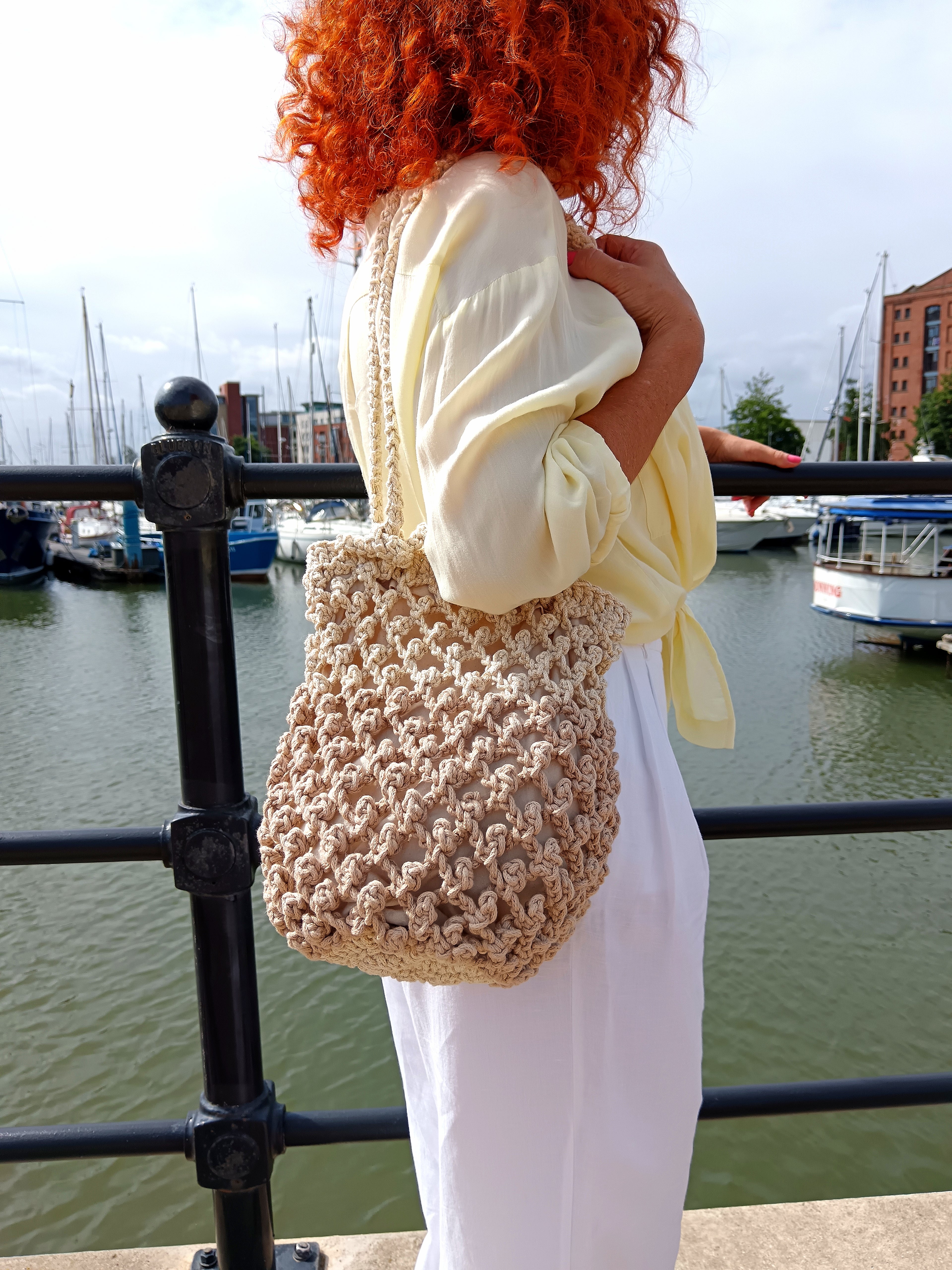 Handmade Mesh Crochet Tote – Cream Yarn with Dual Handles